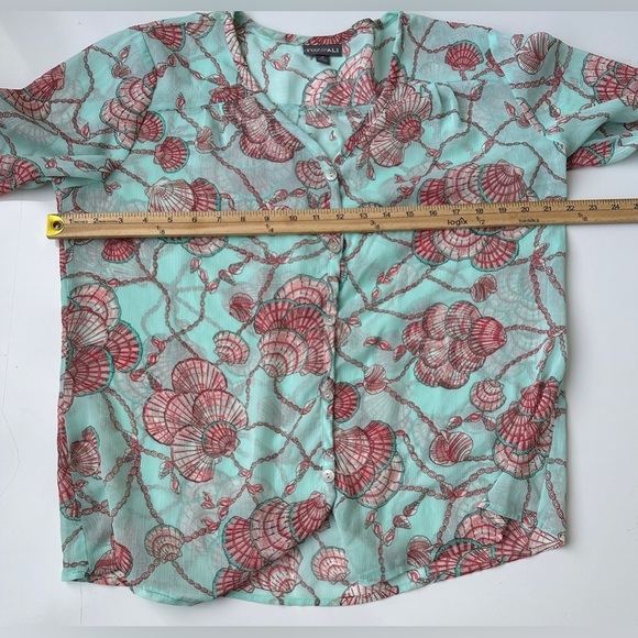 Roz & Ali Teal Pink Sea Shell Beach Semi Sheer Button Front Flowy Top Medium - Picture 5 of 7